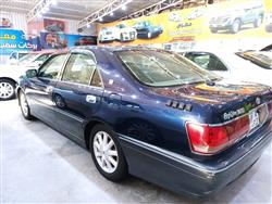 تۆیۆتا کراون